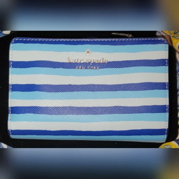 Kate Spade Wallet - Picture 1 of 13